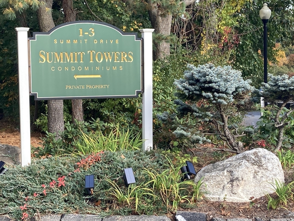 1 Summit Drive, Unit 24 Reading, MA 01867 - Photo 2 of 15