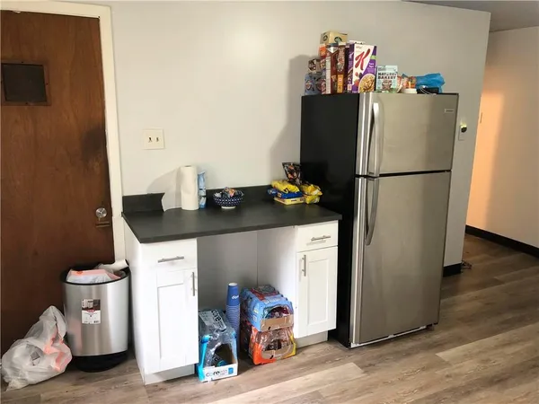 $895 | 318 Saline Street, Unit 1, Pittsburgh, PA 15207