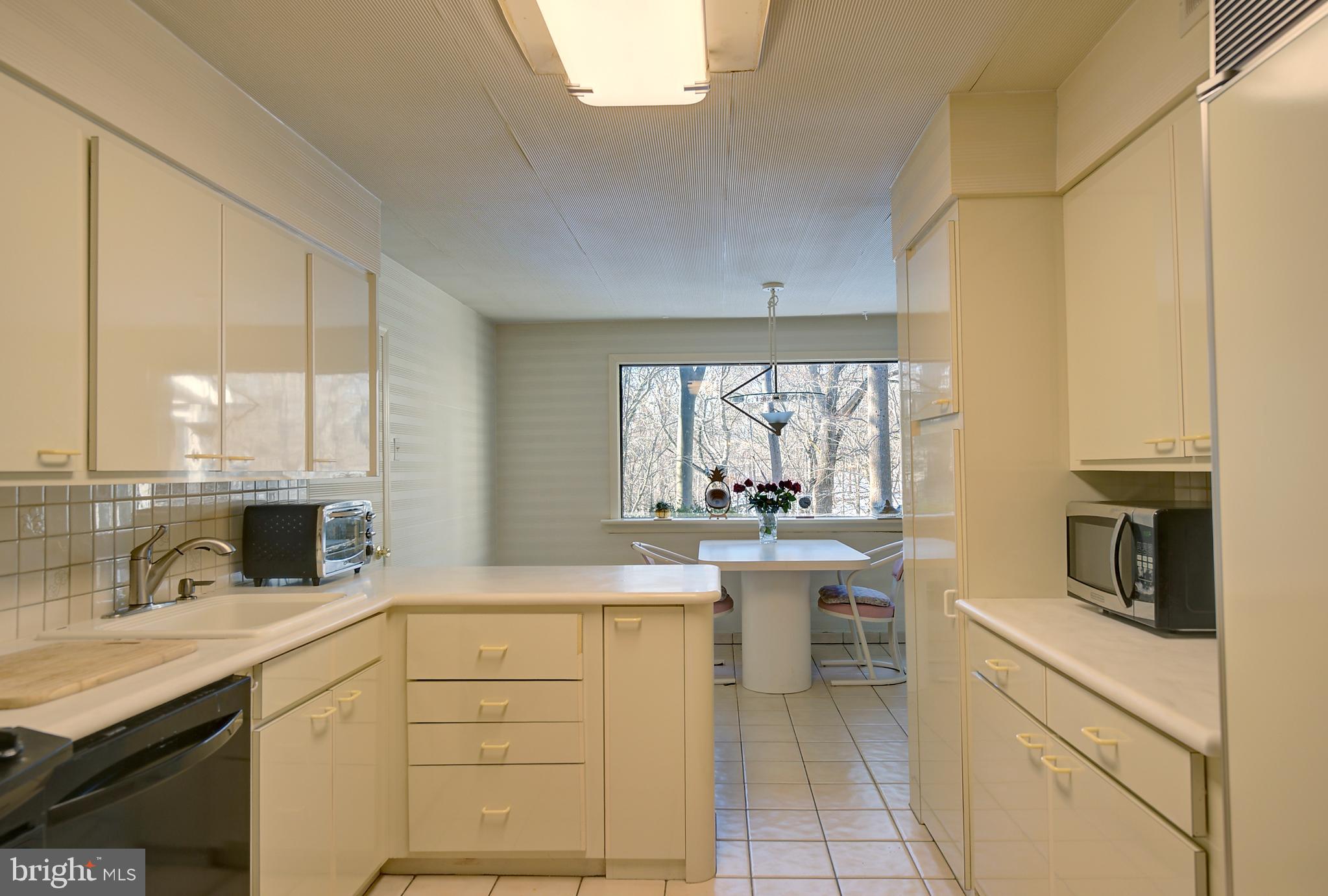 1630 Pennypack Road Huntingdon Valley, PA 19006 - Photo 19 of 42