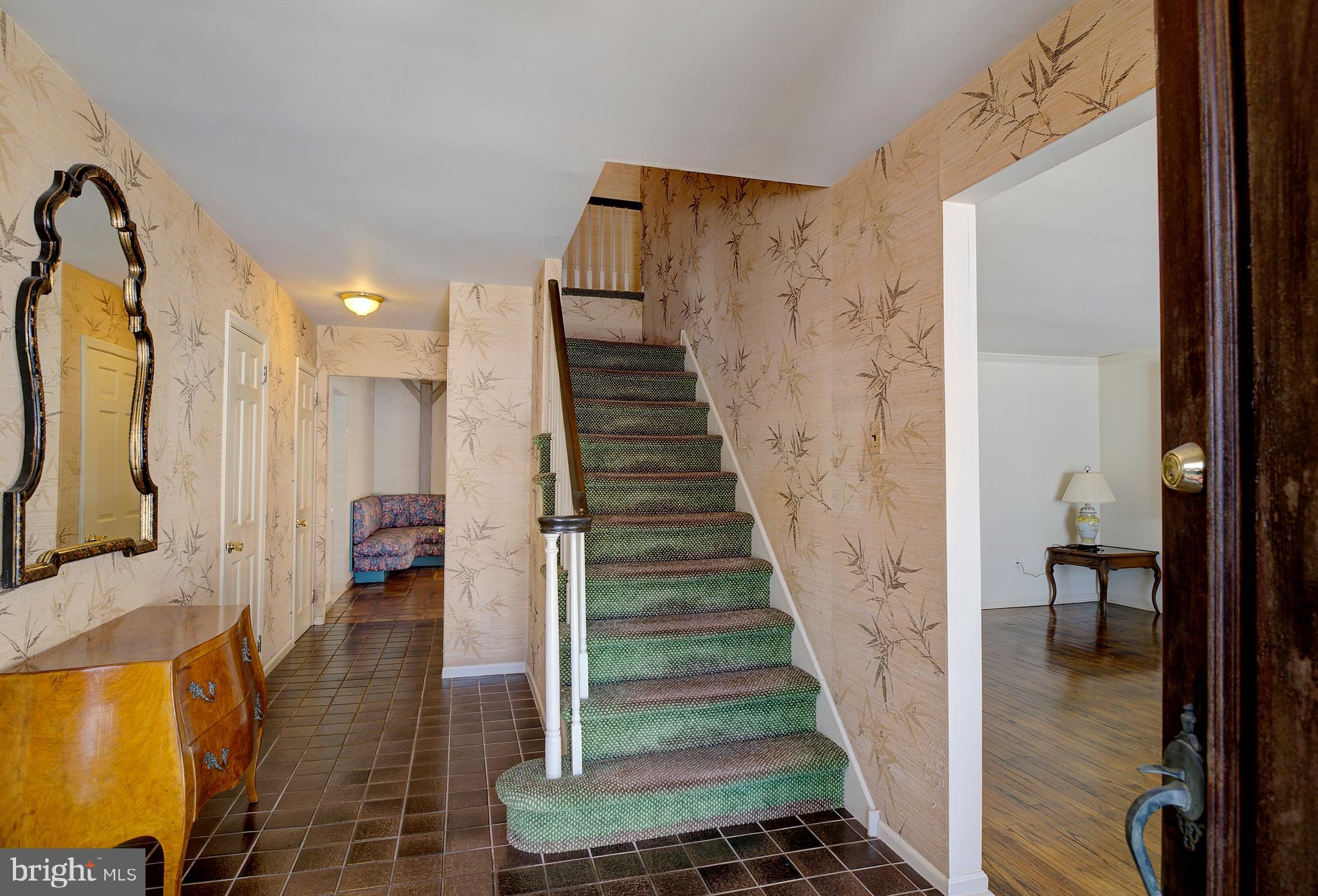 1630 Pennypack Road Huntingdon Valley, PA 19006 - Photo 7 of 42