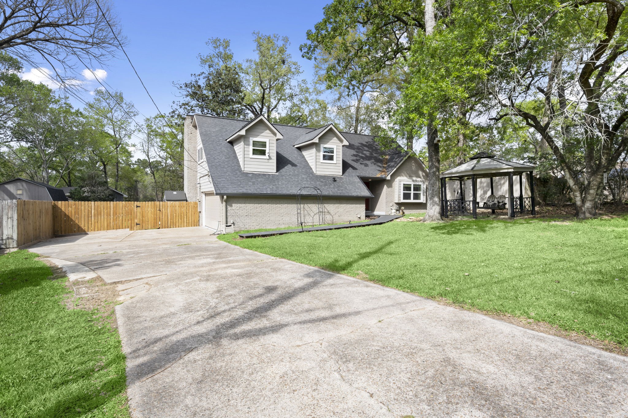 3414 Rustling Pines Street Spring, TX 77380 - Photo 2 of 26