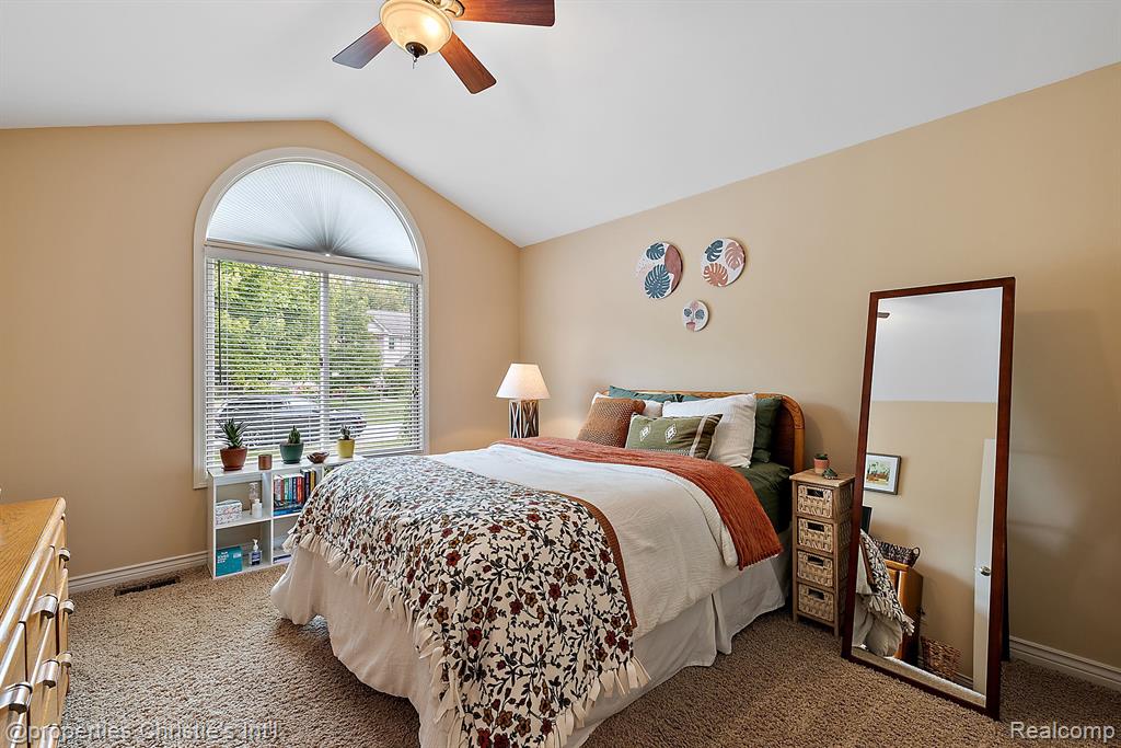 3654 McComb Drive Rochester Hills, MI 48307 - Photo 45 of 49