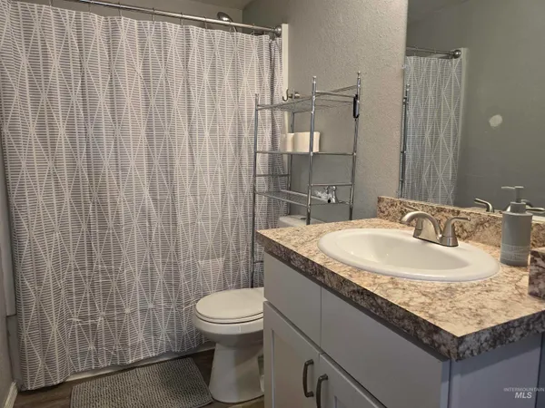 $214,900 | 516 West Ave C, Jerome, ID 83338