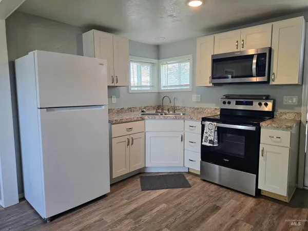 $214,900 | 516 West Ave C, Jerome, ID 83338