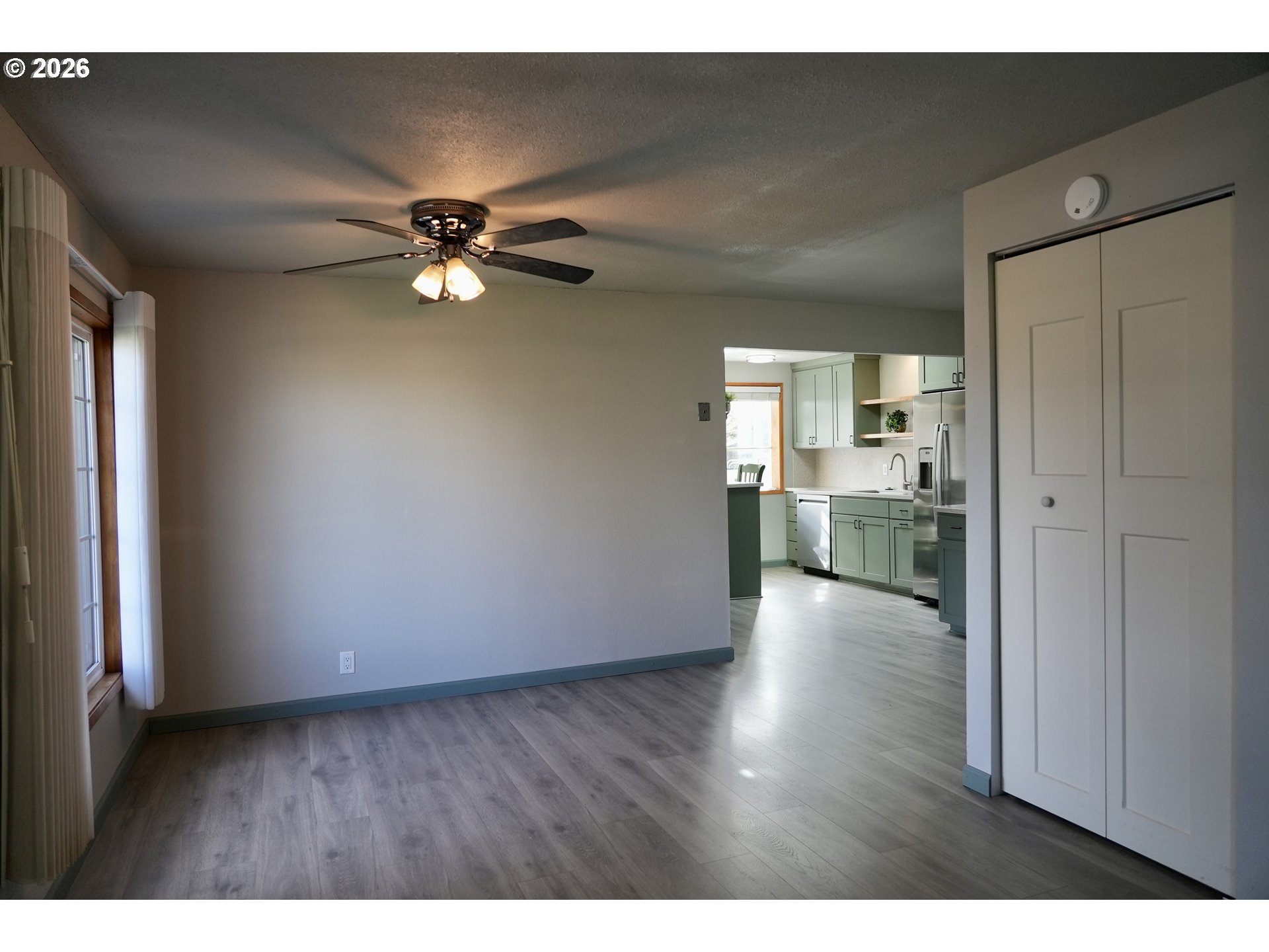 4005 South F Street Springfield, OR 97478 - Photo 5 of 26