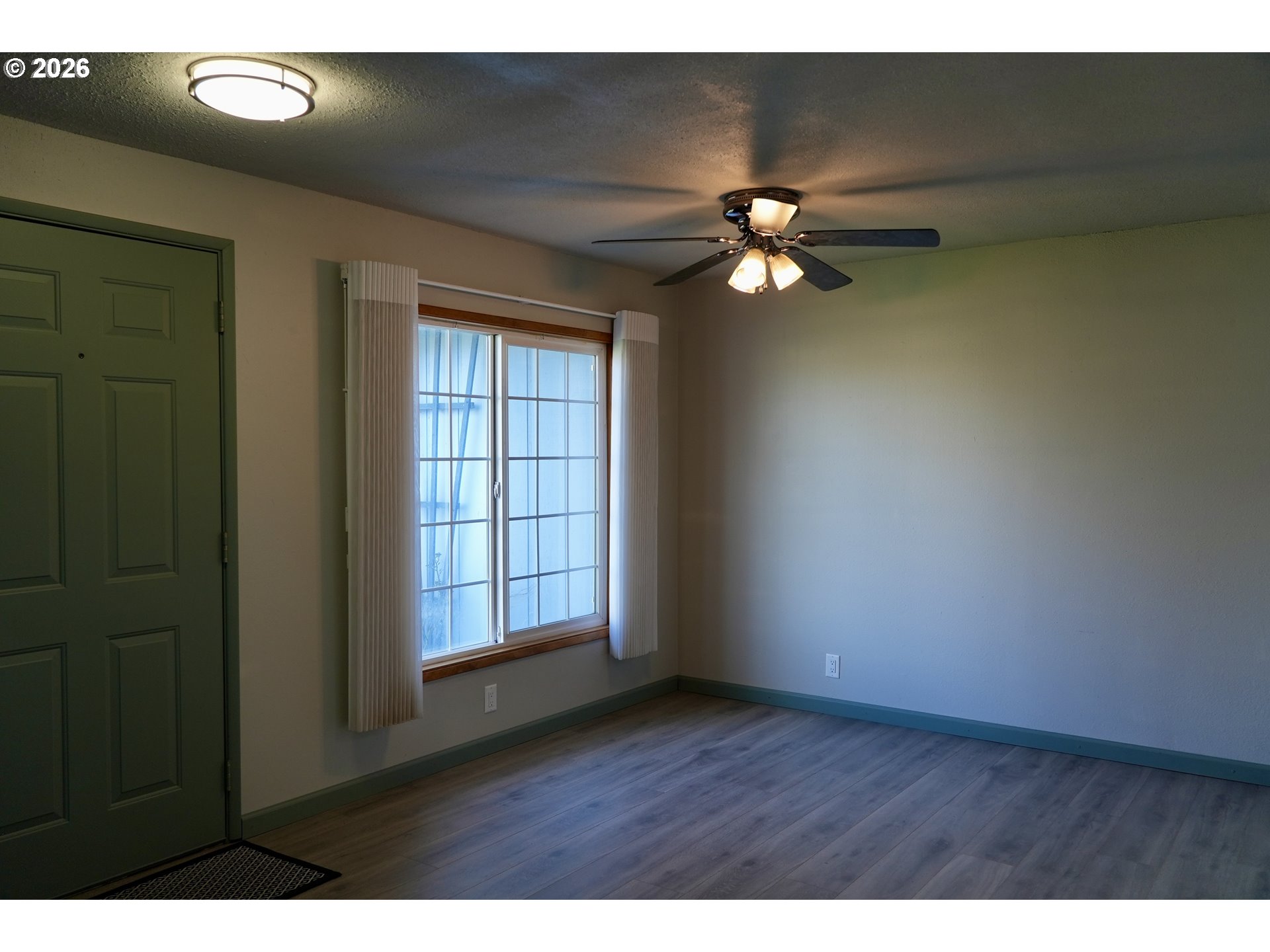 4005 South F Street Springfield, OR 97478 - Photo 6 of 26