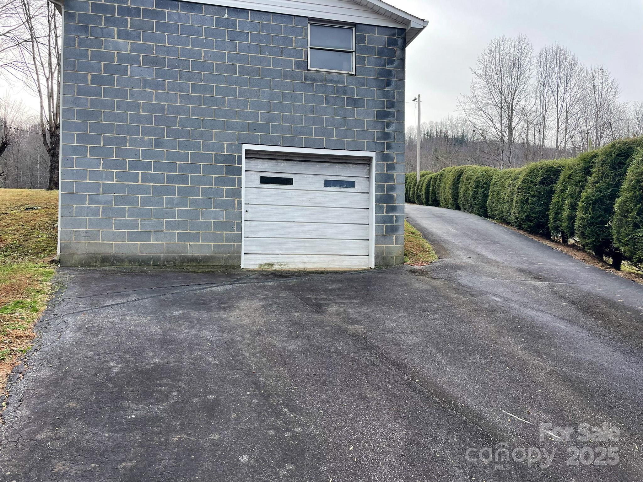 3799 Highway 18 Morganton, NC 28655 - Photo 28 of 33 a view of backyard of house