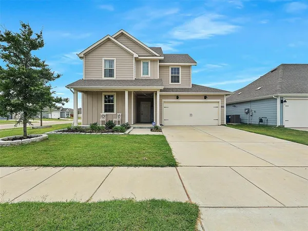 $2,300 | 11340 Pecan Crk Drive, Providence Village, TX 76227
