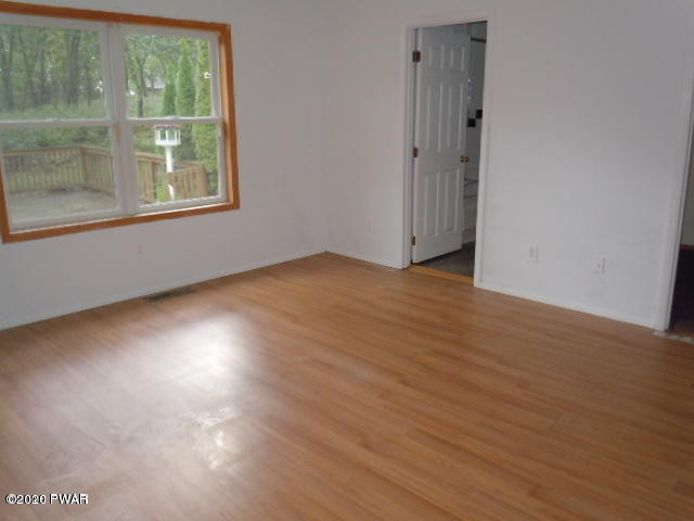 123 Maple Ridge Drive Hawley, PA 18428 - Photo 15 of 28