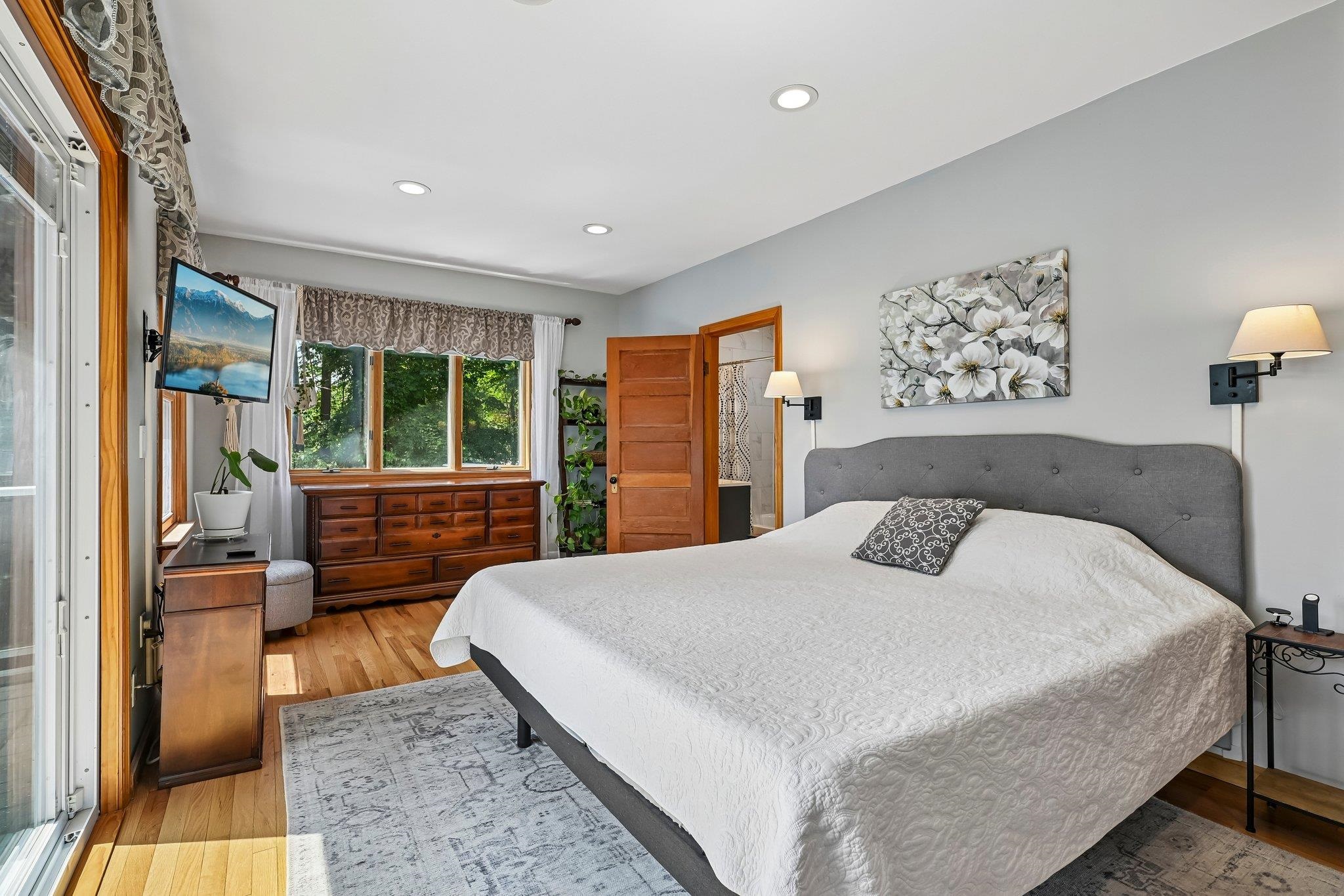 76 Holts Point Road Hampstead, NH 03841 - Photo 24 of 56