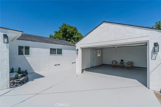 $1,249,000 | 4224 Falcon Avenue, Long Beach, CA 90807