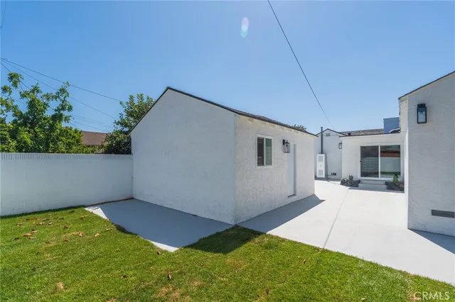 $1,249,000 | 4224 Falcon Avenue, Long Beach, CA 90807