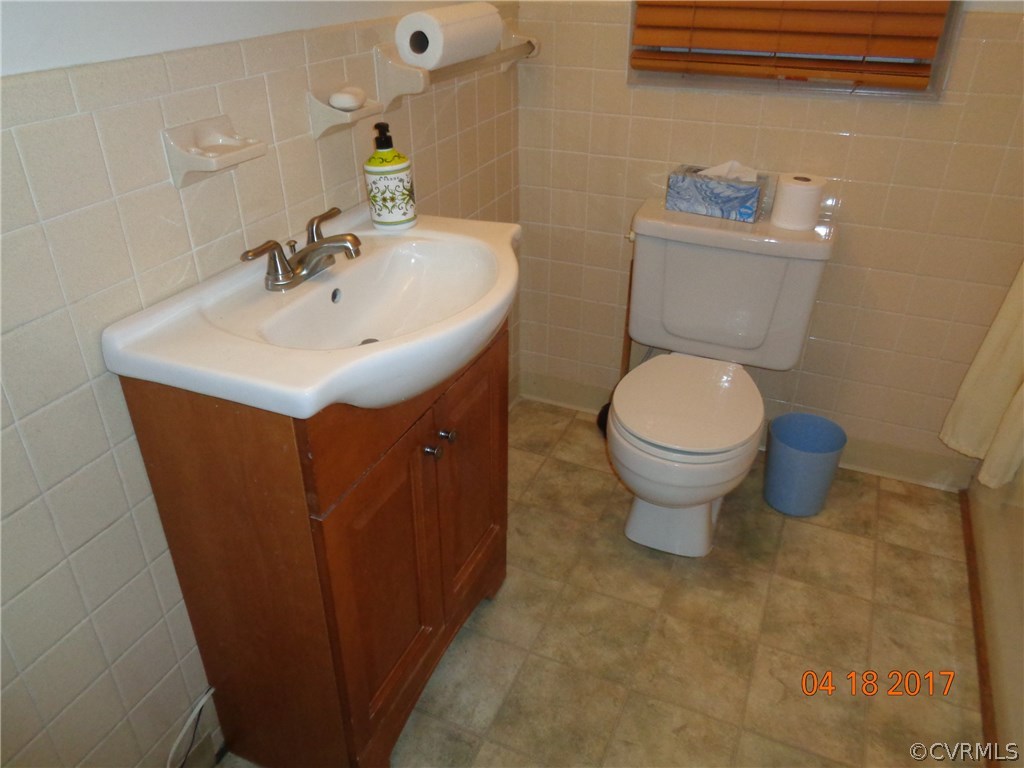 14301 Happy Hill Road Chester, VA 23831 - Photo 17 of 40 Gallery Image 17