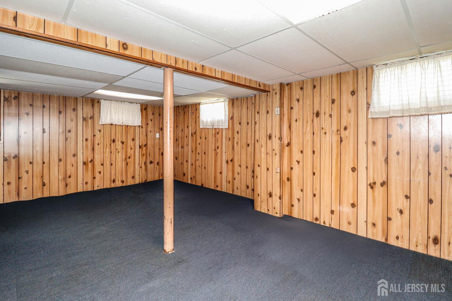 26 Moryan Road Edison, NJ 08817 - Photo 23 of 32 a view of an empty room