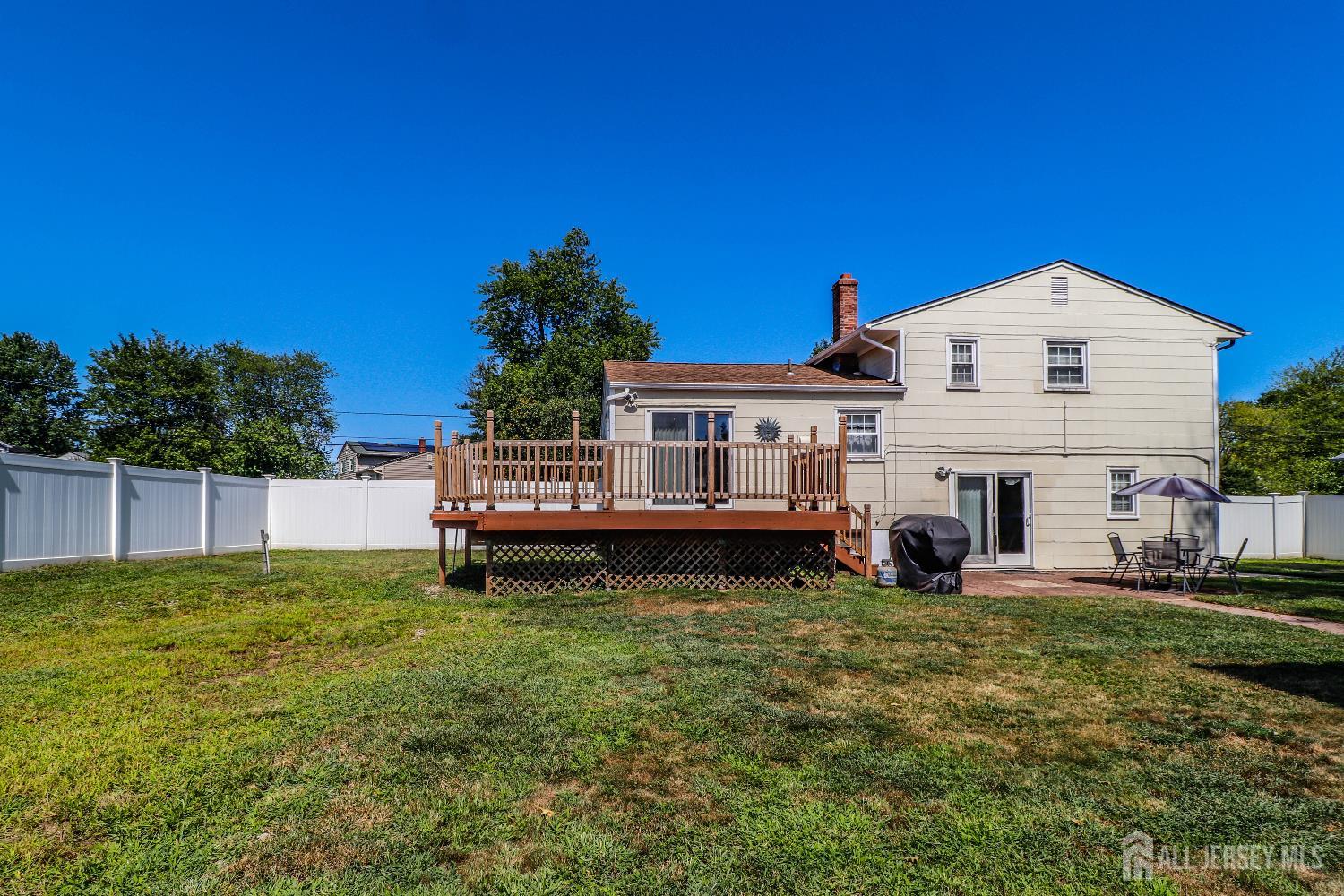 26 Moryan Road Edison, NJ 08817 - Photo 32 of 32 a view of a house with a yard