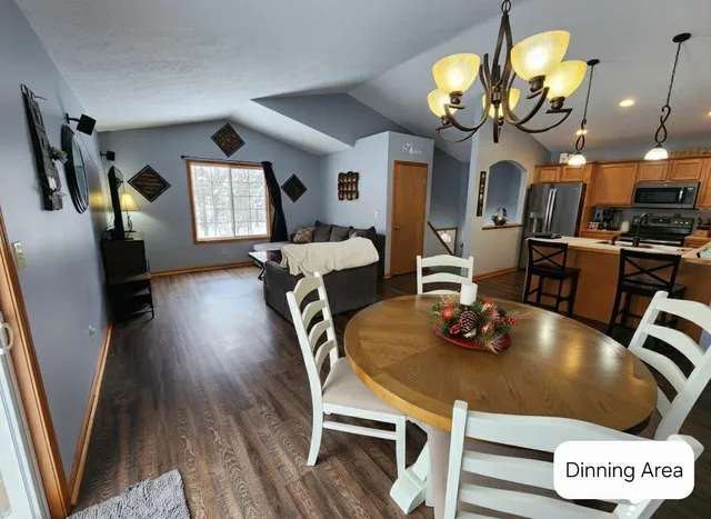 $327,500 | 3928 Arrowhead Trail, Allegan, MI 49010