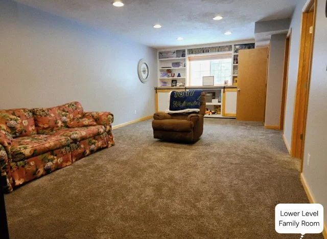 $327,500 | 3928 Arrowhead Trail, Allegan, MI 49010