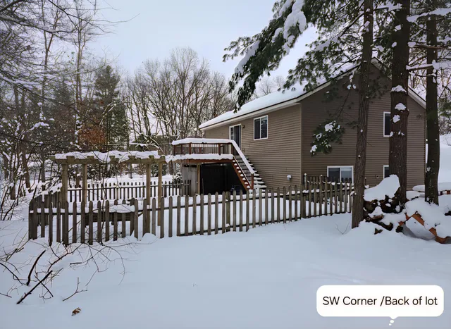 $327,500 | 3928 Arrowhead Trail, Allegan, MI 49010