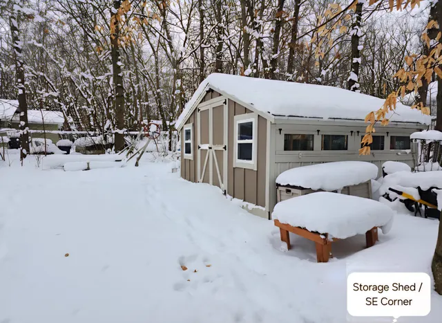 $327,500 | 3928 Arrowhead Trail, Allegan, MI 49010