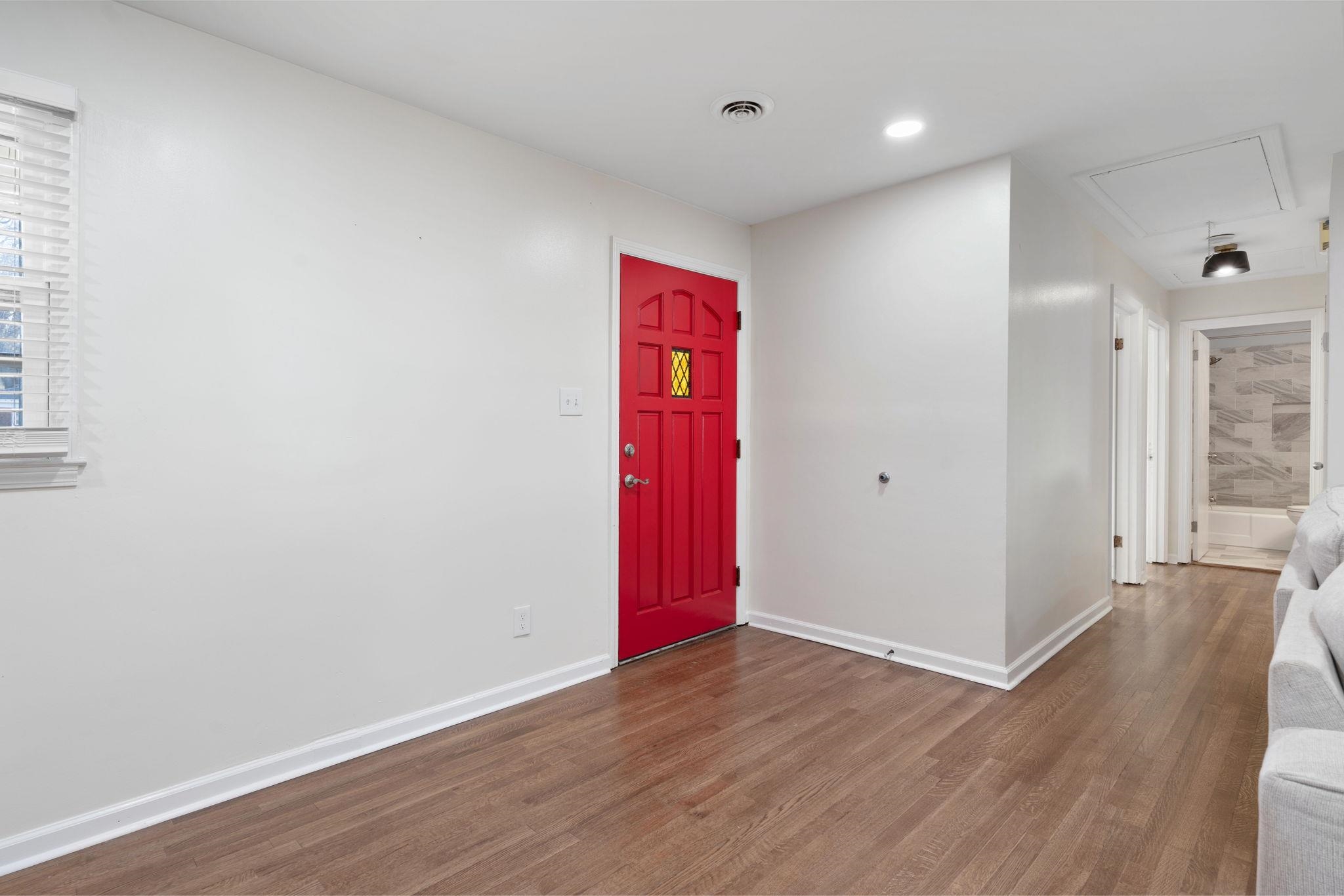 1534 Ivy Road Memphis, TN 38117 - Photo 5 of 21