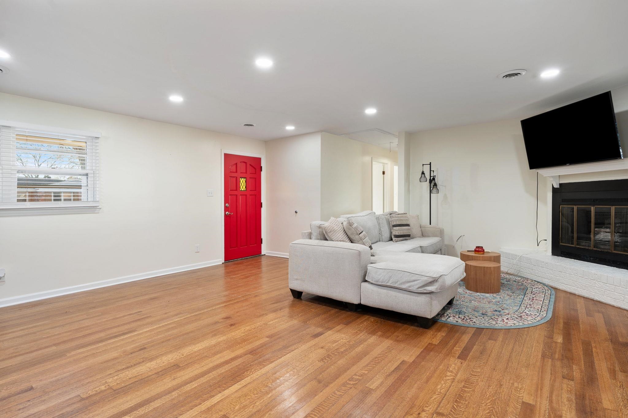 1534 Ivy Road Memphis, TN 38117 - Photo 6 of 21