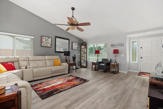 $895,950 | 1688 Avenida Oceano, Oceanside, CA 92056