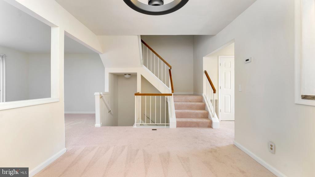 206 Harrogate Road Fredericksburg, VA 22406 - Photo 3 of 25