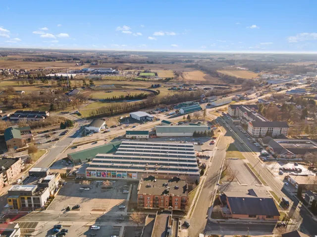 $220,000 | 201 East Lane Street, Unit 106, Sun Prairie, WI 53590