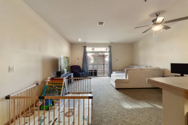 $220,000 | 201 East Lane Street, Unit 106, Sun Prairie, WI 53590