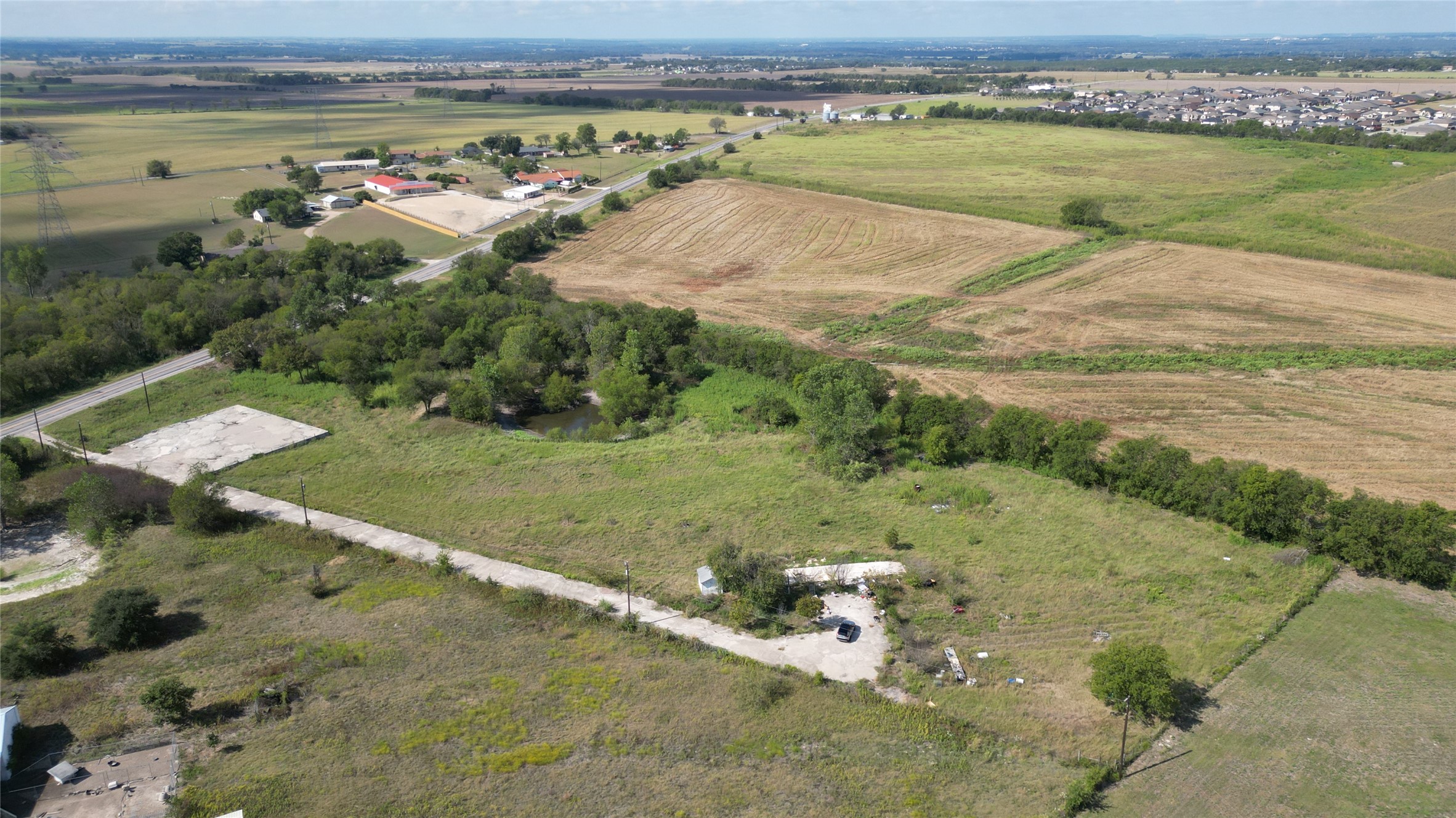 1012 East Fm 93 Road Temple, TX 76502 - Photo 4 of 40