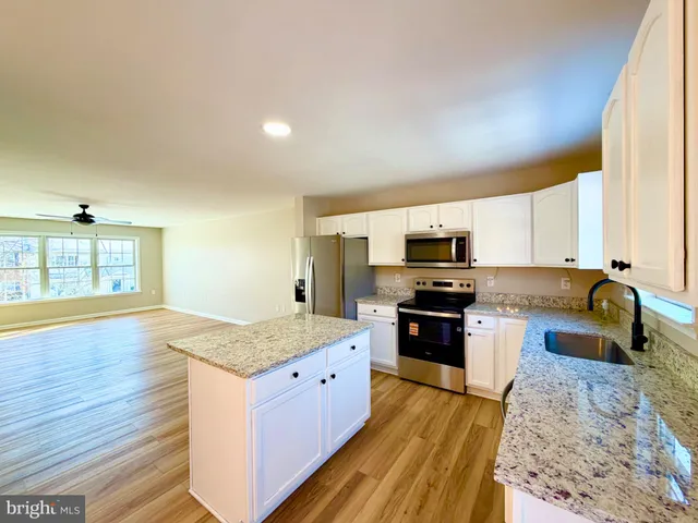 $1,950 | 27 Fiser Lane, Martinsburg, WV 25404