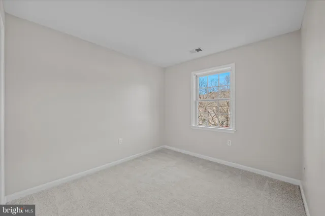 $2,000 | 27 Fiser Lane, Martinsburg, WV 25404