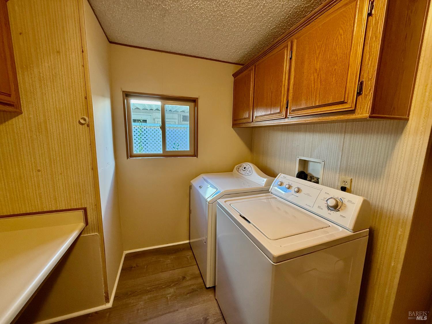 8148 D Street Windsor, CA 95492 - Photo 26 of 30 a utility room with dryer and washer