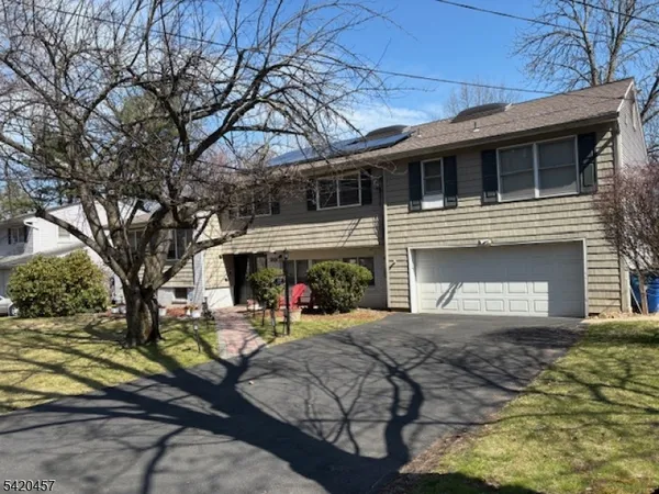 $879,000 | 20 Cleveland Terrace, West Orange, NJ 07052