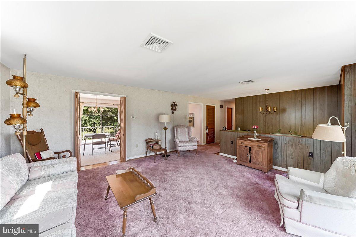 1400 East Keller Road Pottstown, PA 19465 - Photo 13 of 47
