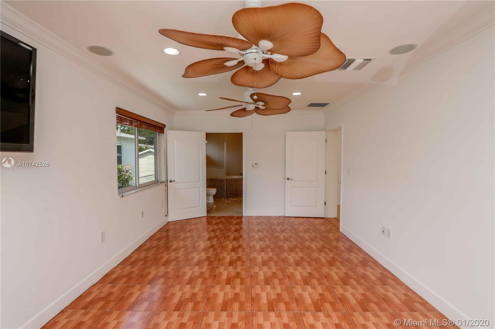 8271 Southwest 29th Street Miami, FL 33155 - Photo 14 of 24 Gallery Image 14