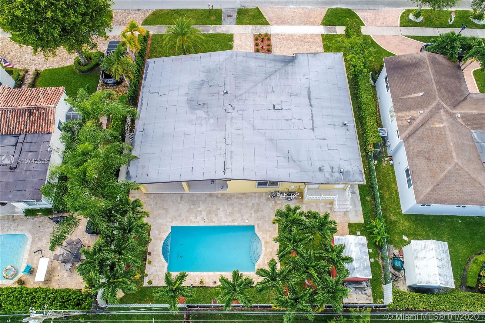 8271 Southwest 29th Street Miami, FL 33155 - Photo 5 of 24 Gallery Image 5
