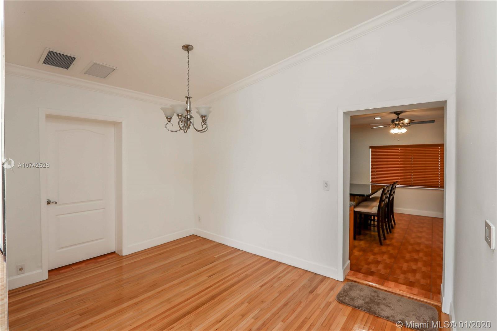 8271 Southwest 29th Street Miami, FL 33155 - Photo 10 of 24 Gallery Image 10