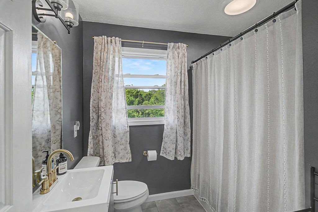 175 Gentry Gray Road Cadiz, KY 42211 - Photo 20 of 46