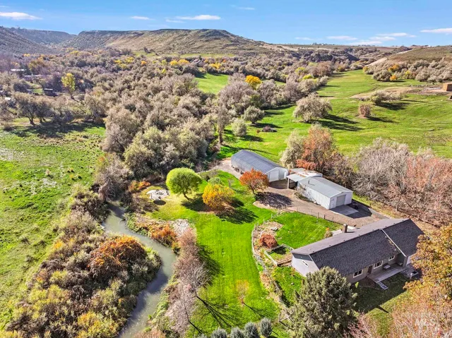 $699,000 | 1225 East 4325 North, Buhl, ID 83316