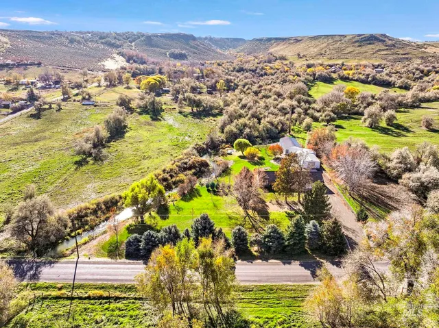 $699,000 | 1225 East 4325 North, Buhl, ID 83316