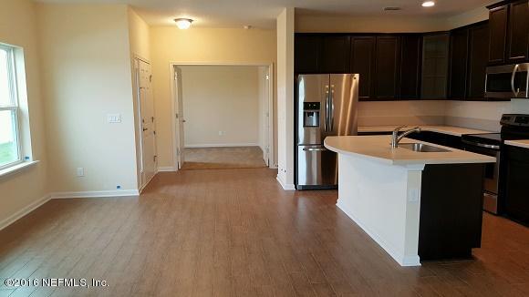 3334 Chestnut Ridge Way Orange Park, FL 32065 - Photo 15 of 24 CR - Aspen - Kitchen View Looking Toward