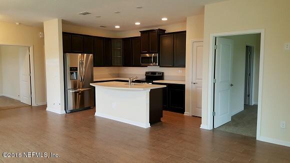 3334 Chestnut Ridge Way Orange Park, FL 32065 - Photo 16 of 24 CR - Aspen - Kitchen View from Fam Room,