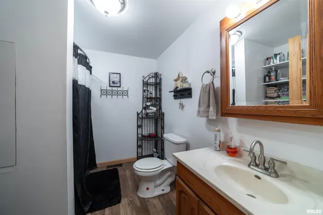 $262,500 | 85 North Co Road 2940, Augusta, IL 62311