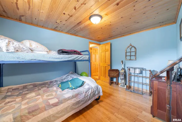 $262,500 | 85 North Co Road 2940, Augusta, IL 62311