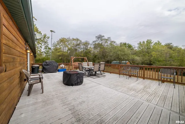 $262,500 | 85 North Co Road 2940, Augusta, IL 62311