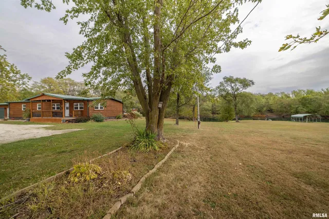 $262,500 | 85 North Co Road 2940, Augusta, IL 62311