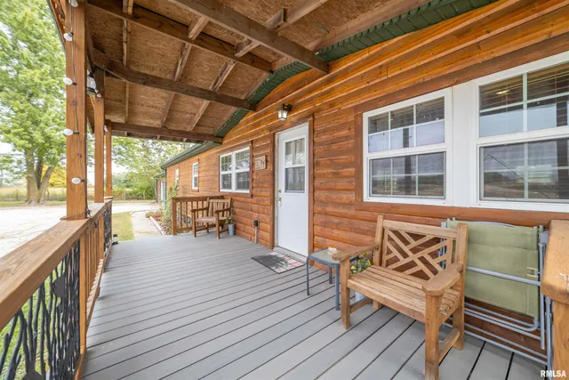 $262,500 | 85 North Co Road 2940, Augusta, IL 62311