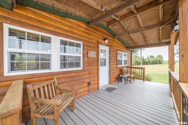 $262,500 | 85 North Co Road 2940, Augusta, IL 62311