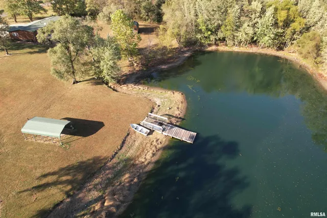 $262,500 | 85 North Co Road 2940, Augusta, IL 62311